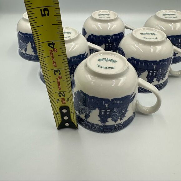 EUC! Vintage Johnson Brothers Blue Willow Teacups Set of 6 - Picture 6 of 8